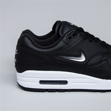 air max 1 nike black.